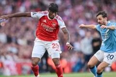 巴黎圣日耳曼欧冠征程：策略调整迎战强敌